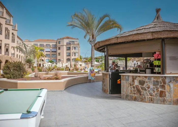 Luxury Near Playa Vistas *