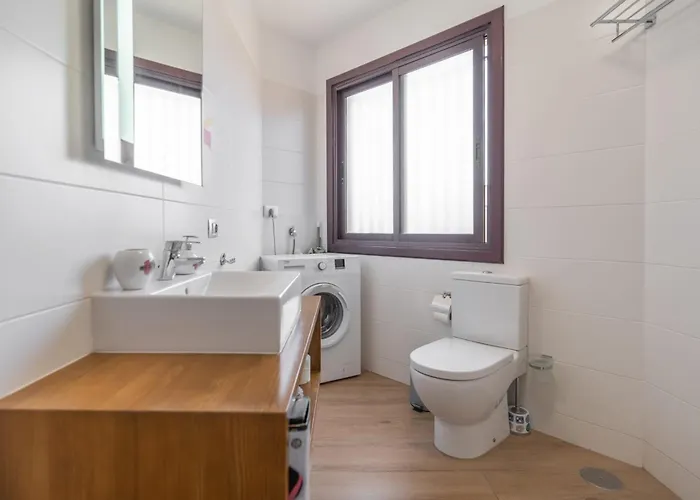 Luxury Near Playa Vistas